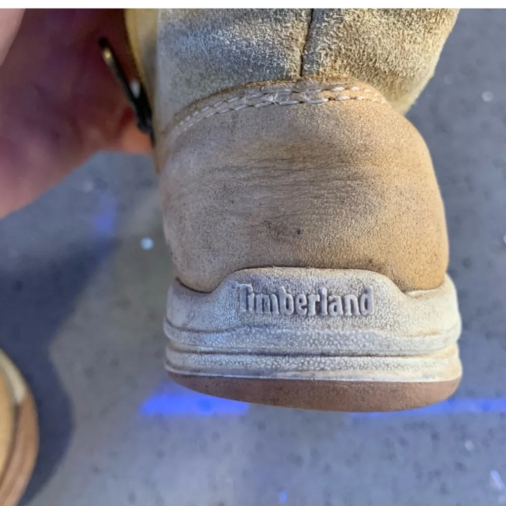 Timberland size 8.5 toddler suede Tan Boots
